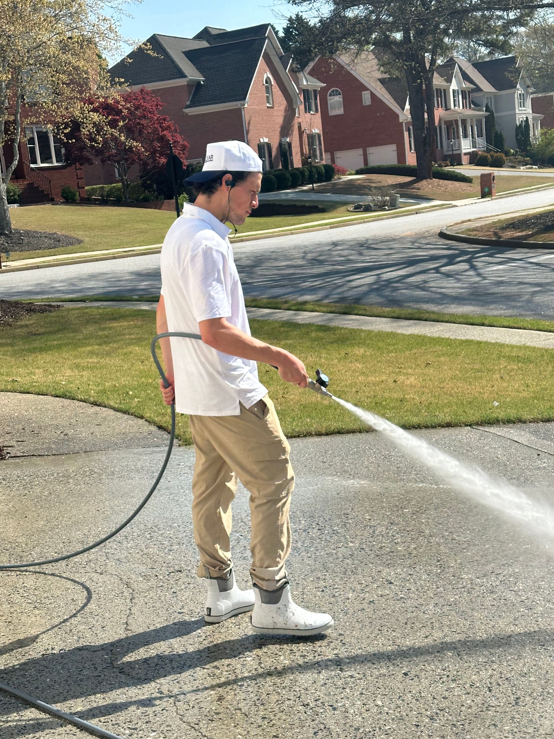 Driveway and Walkway Power Washing in Alpharetta
