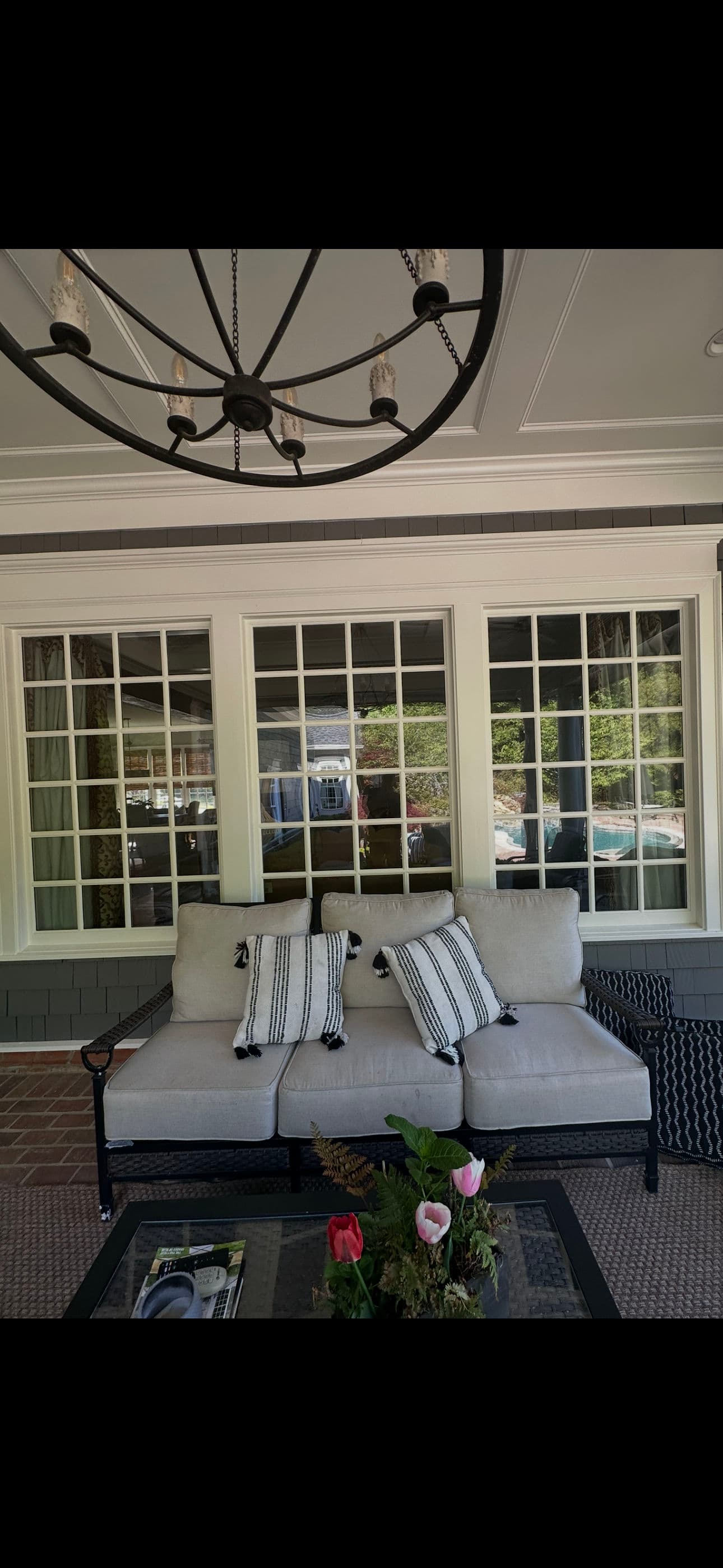 Project French Pane Window Cleaning at a Roswell Estate image