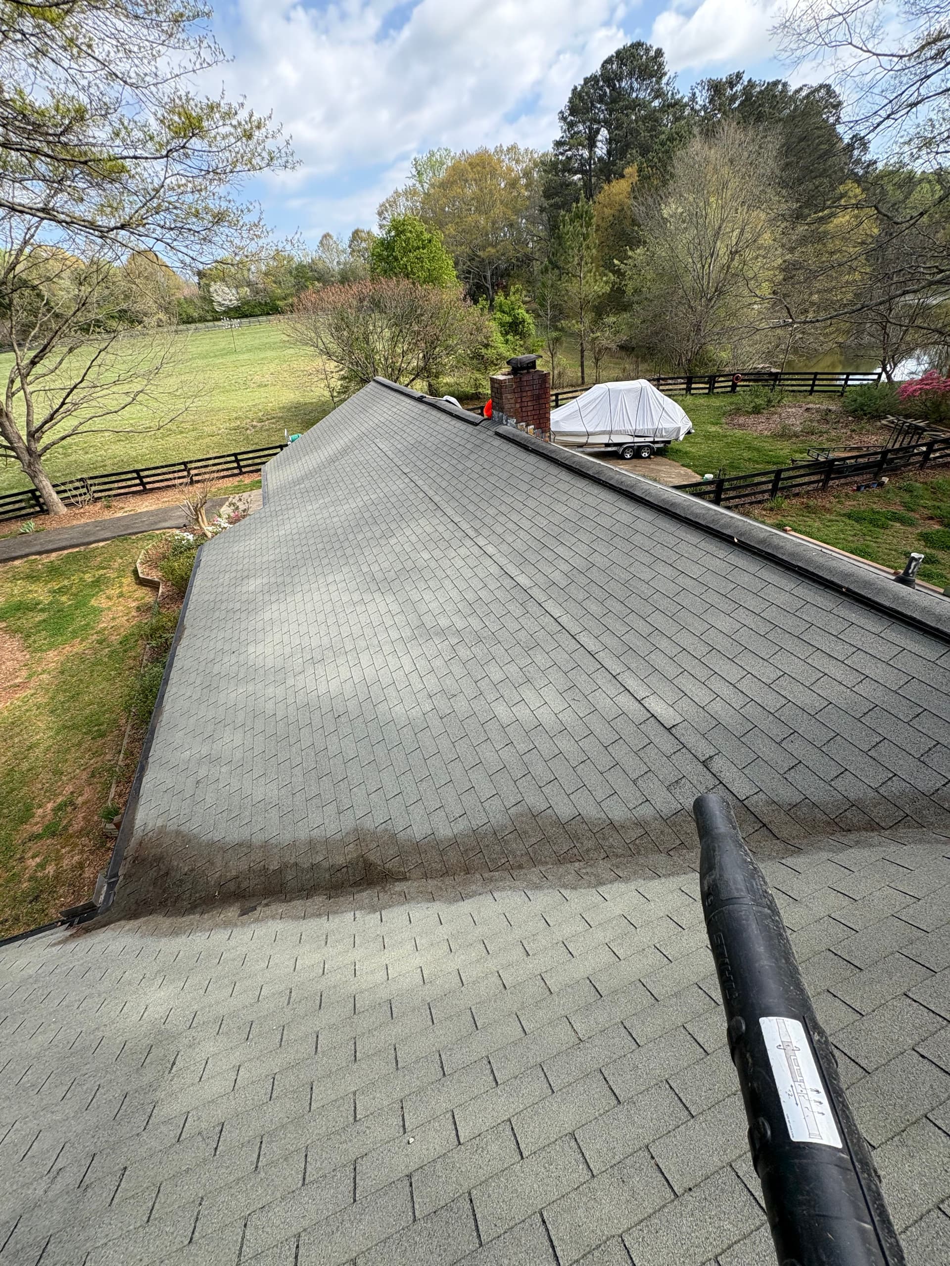Roof and Gutter Cleaning in Alpharetta