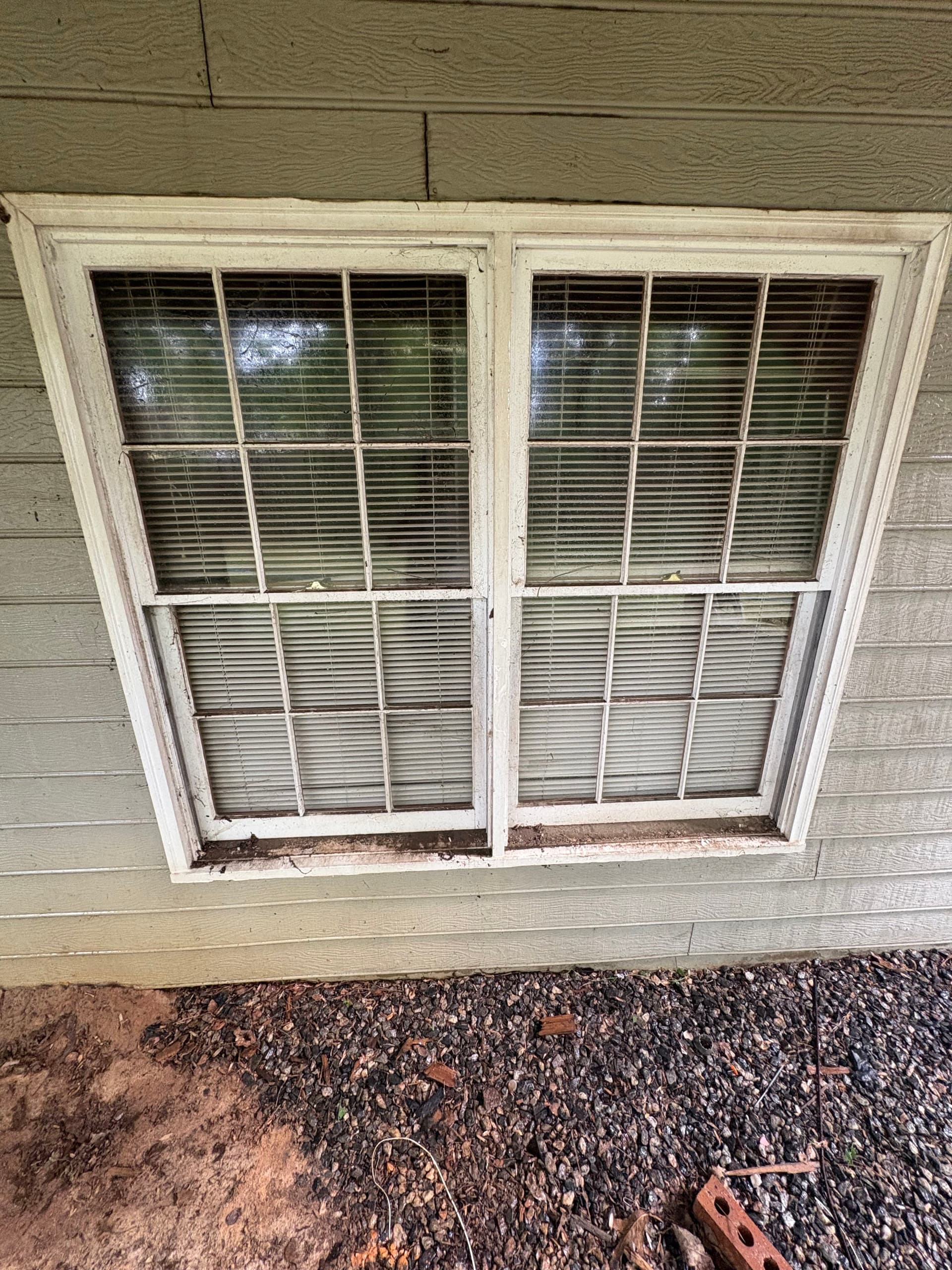 Gallery photos for Johns Creek Home Soft Wash Window Cleaning and Driveway Power Wash: Image #2